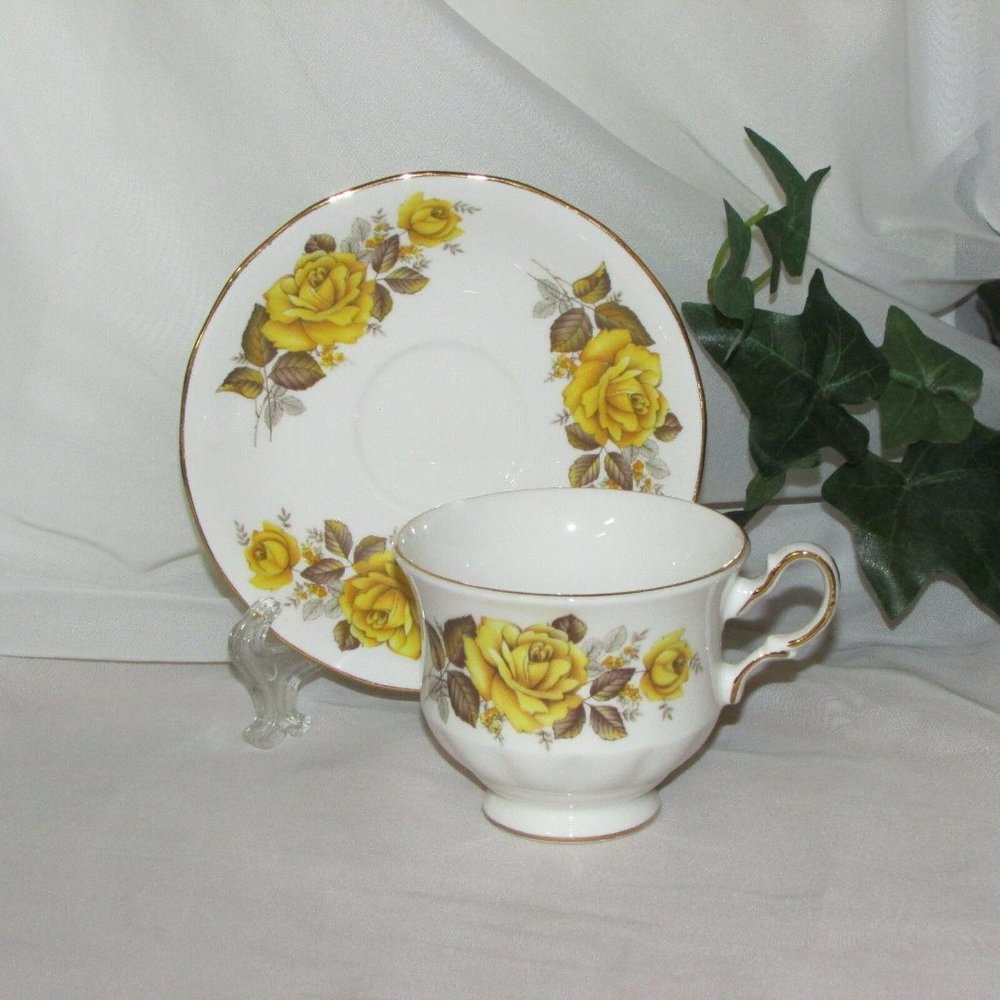 Queen Anne Vintage Bone China Cup & Saucer Yellow Roses 8616 Teacup Cottagecore